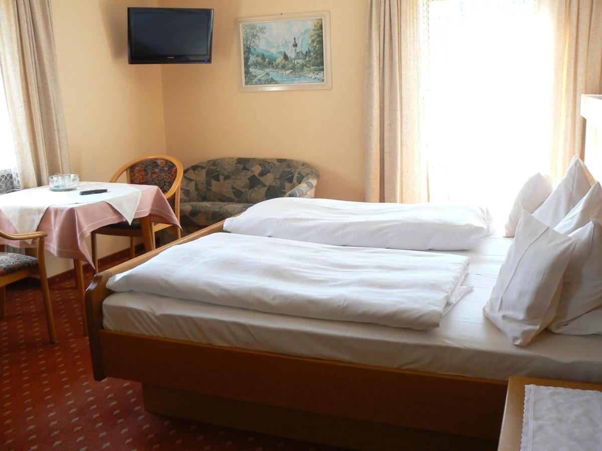 Haus Evelyn / Haus Heidemarie Hotel Bad Füssing Kamer foto